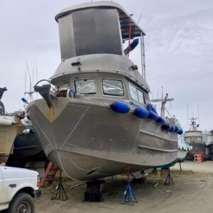 P2546M-PRICE REDUCTION. '93 KVICHAK, RSW, FLUSH DECKS
